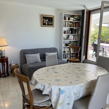 La Miougrano Duplex 70m2, 6 Personnes, Climatise, Fréjus